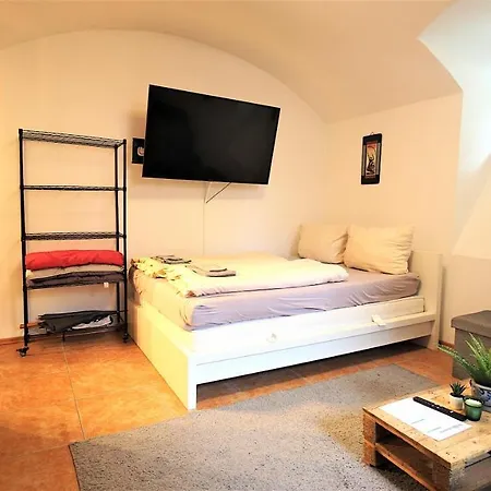 Xxx Fully Equipped Near Main Station! Апартаменты Вюрцбург